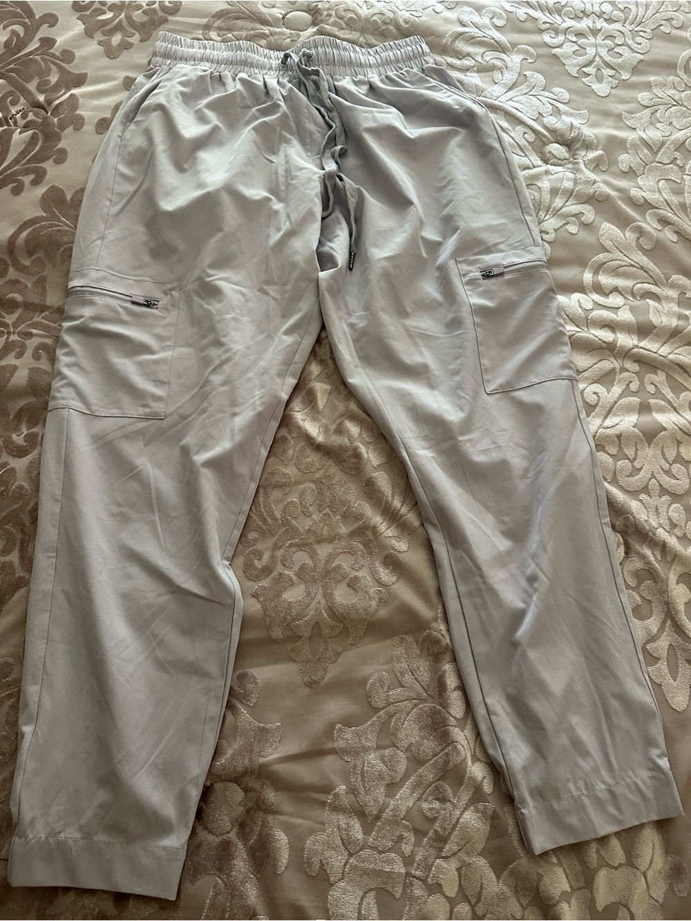 Lilac light weight Cargo Jogger Pants - Brand Unspecified (size M)
